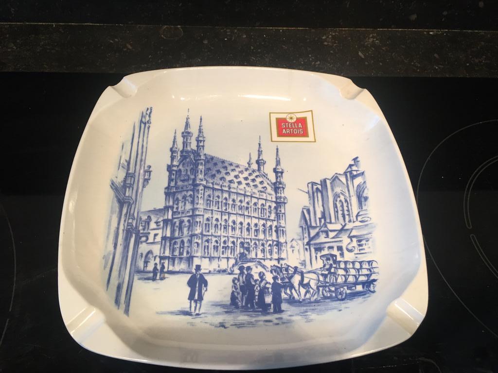 Grand cendrier en mélamine Stella Artois, Collections, Marques de bière, Utilisé, Autres types, Stella Artois, Enlèvement ou Envoi