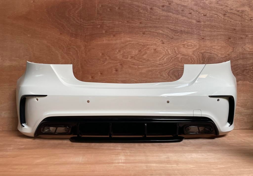 PARE-CHOCS ARRIÈRE A45 AMG LOOK MERCEDES CLASSE-A W176, Autos : Pièces & Accessoires, Neuf, Arrière, Pare-chocs, Mercedes-Benz