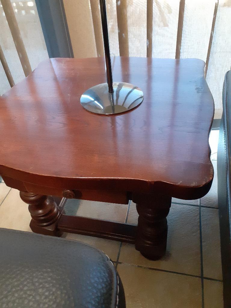 bijzettafel, Vierkant, 55 tot 75 cm, Zo goed als nieuw, Hout