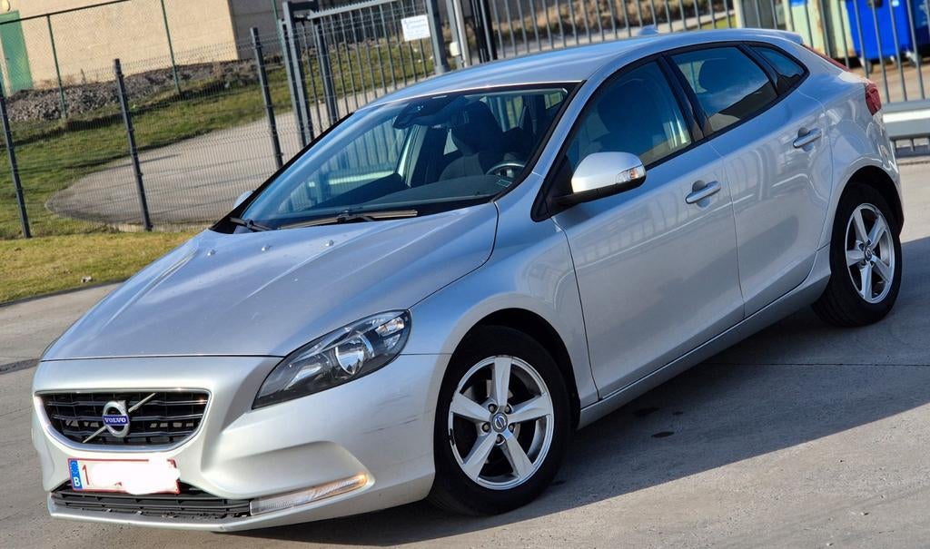 Volvo V40 D2 an2012.175mkm gps clima Cruise 4999€ ctok, Auto's, Volvo, Euro 5, 1600 cc, 5 deurs, Particulier