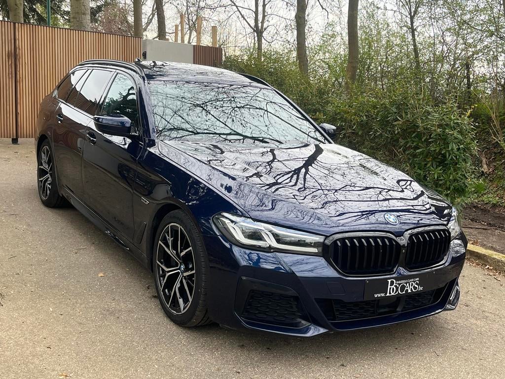 BMW 5 Serie 530 M-Pakket-Panodak-Cockpit Pro-Alcantara-Cam-1, Autos, Cuir, 215 kW, Euro 6, Carnet d'entretien