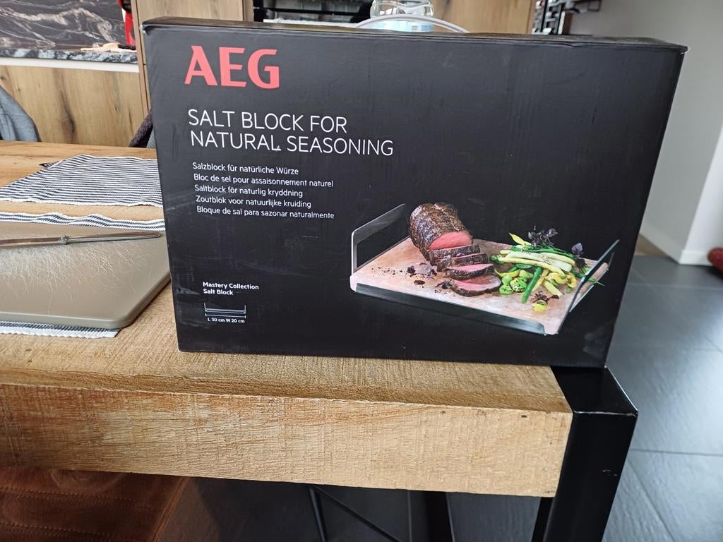 Zoutblok AEG, Computers en Software, Laptoptafels, Ophalen