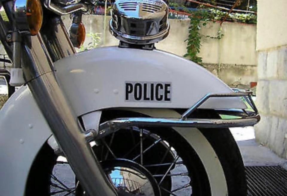 Roue avant de la sirène Harley Davidson, Envoi