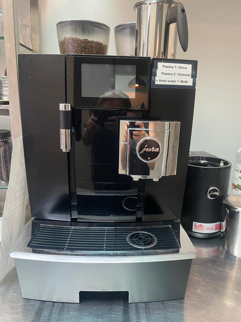 Professionele Koffiemachine jura, Ophalen, Zo goed als nieuw, Koffiemachine
