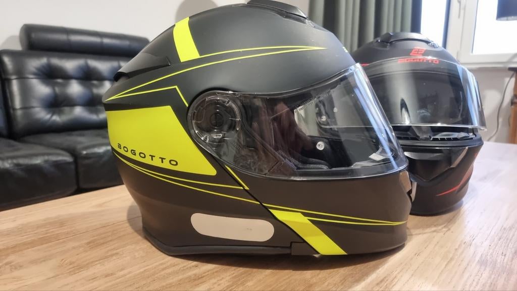 2 nouveaux casques de moto/M.Bluetooth à vendre, Autres marques, Femmes, Enlèvement ou Envoi, L