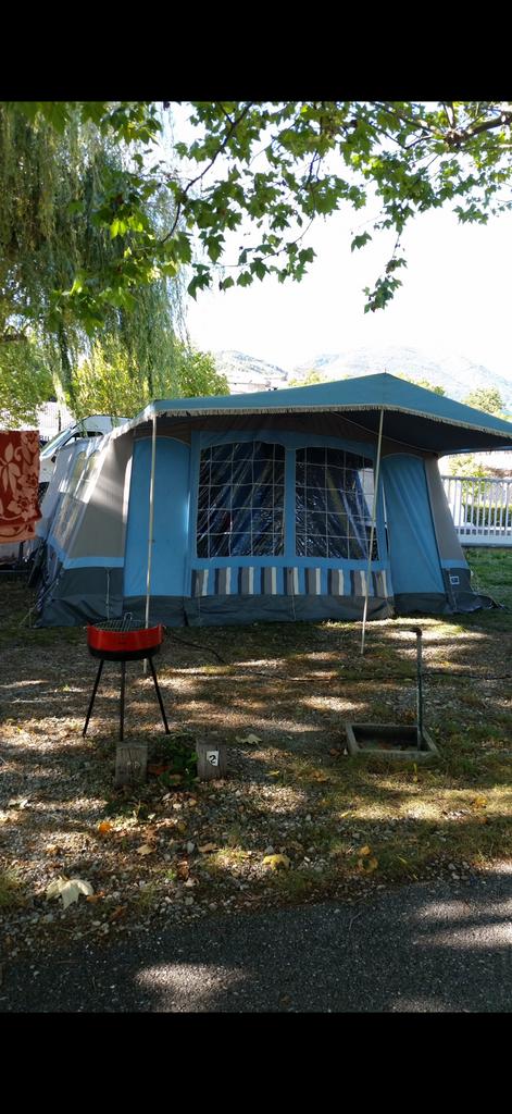 Tente sur remorque Alpen Kreuzer – à restaurer, Ophalen, Gebruikt, Tot en met 4