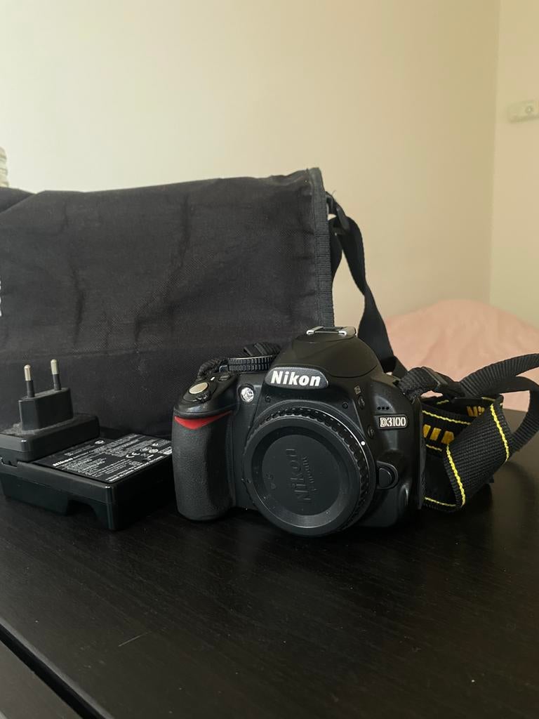 Nikon d3100, Audio, Tv en Foto, Ophalen, Zo goed als nieuw, Nikon