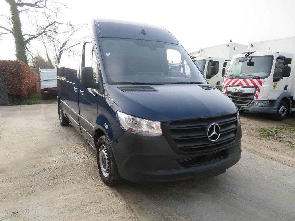Mercedes-Benz Sprinter 311CDi - FWD - 17.736km - A2H2 - 2019, Voorwielaandrijving, Blauw, Mercedes-Benz, Bedrijf
