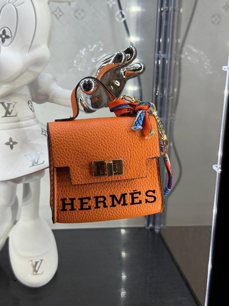 Louis Vuitton Minnie, Antiquités & Art, Art | Objets design, Enlèvement