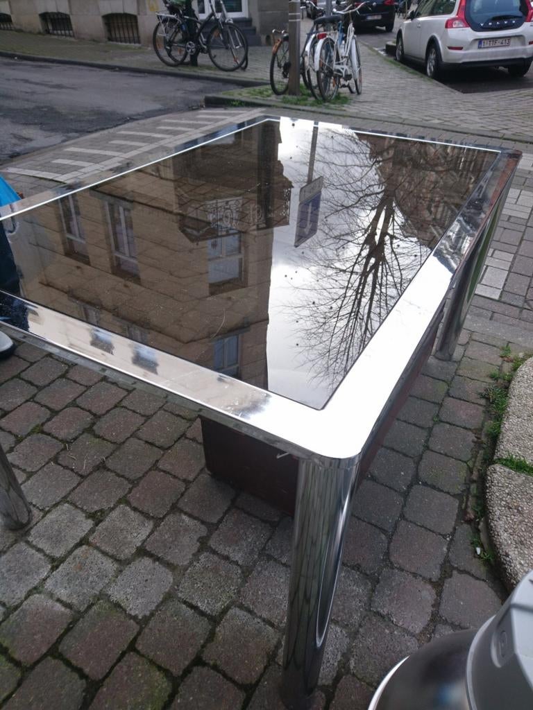 Tafel van chroom en gerookt glas uit 1970, Ophalen of Verzenden