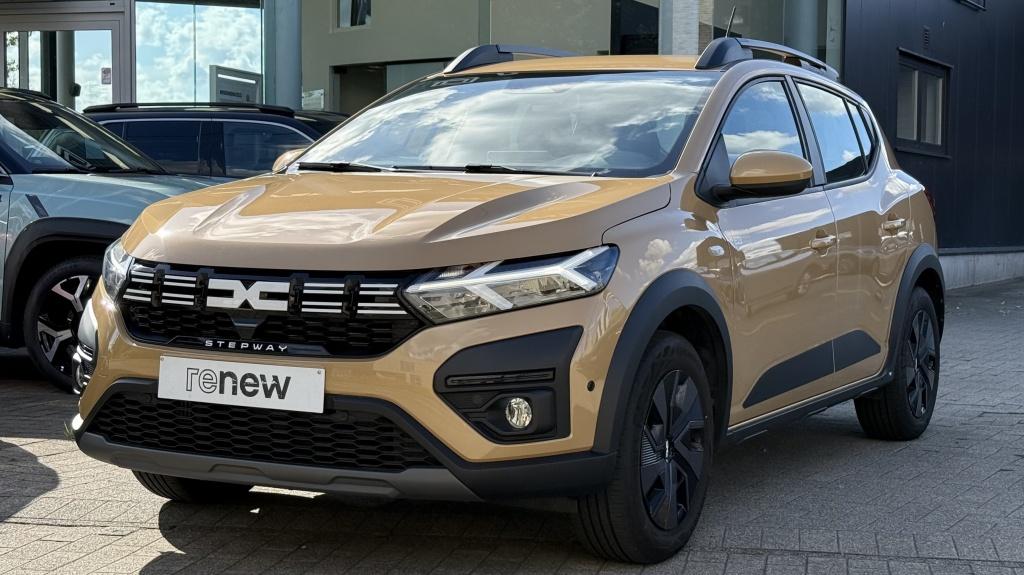 Dacia Sandero III Stepway Expression (bj 2025), Auto's, Gebruikt, Euro 6, 91 pk, 67 kW
