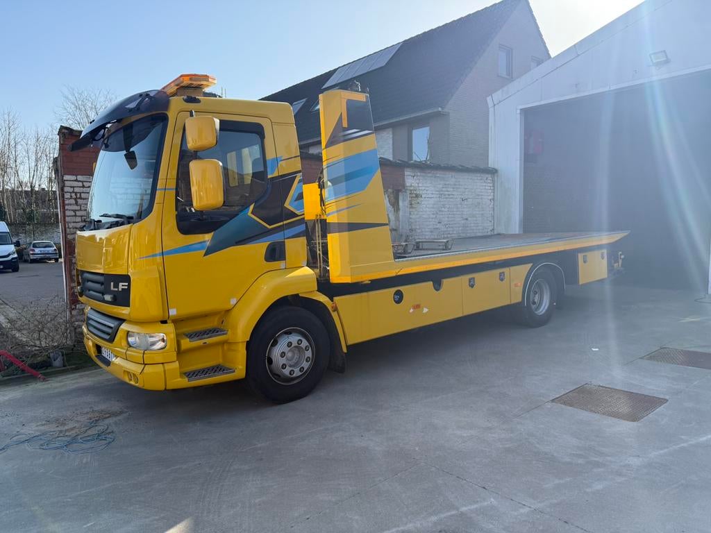 Takelwagen Daf lf 3-lader, Autos, Camions, Euro 5, Achat, Entreprise, 2 places