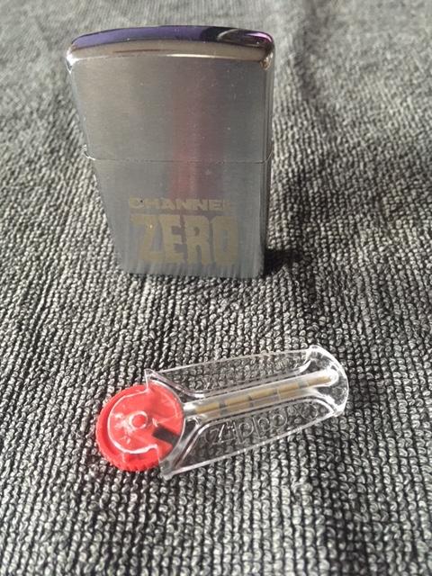 Zippo Channel Zero, milieu des années 90,, Enlèvement ou Envoi, Comme neuf, Briquet