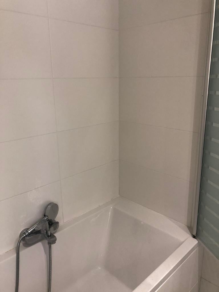 8,75m2 faïence mat blanc 29,7x60cm, Enlèvement, Comme neuf