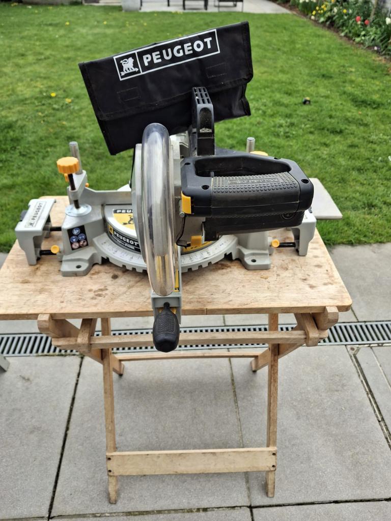 Peugeot afkortzaag, Doe-het-zelf en Bouw, Ophalen