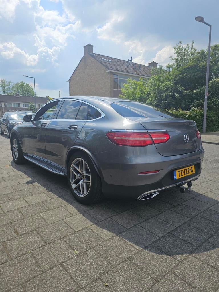 Mercedes Glc 250d coupe, Auto's, Mercedes-Benz, Automaat, Zwart, 4 cilinders, Leder en Stof
