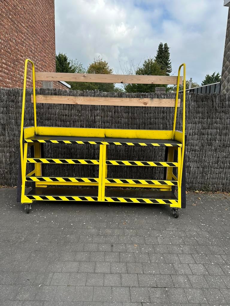Trap werkplatform, Ophalen, Zo goed als nieuw, Trap