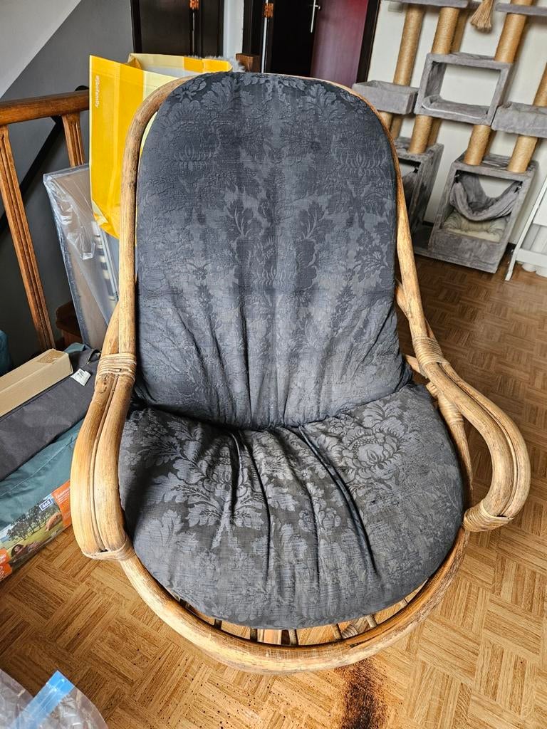 Retro draaistoel, Ophalen