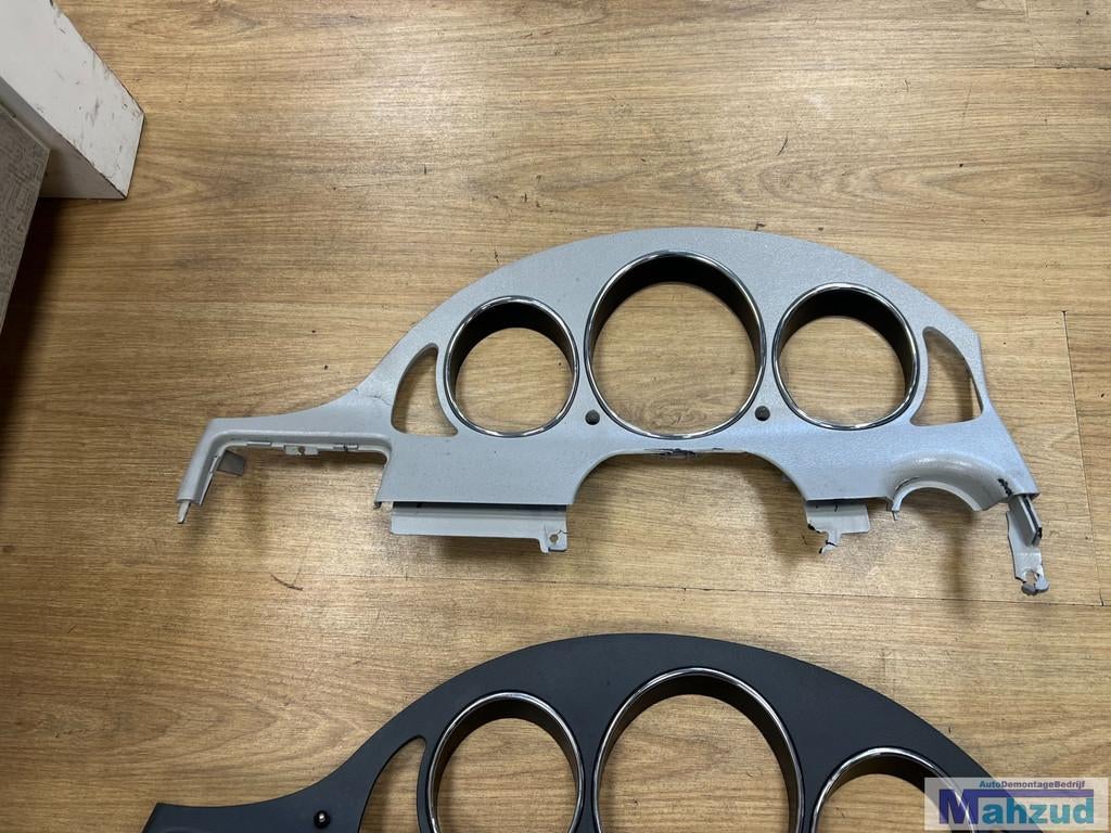 MERCEDES SLK R170 Beige km teller kap, Gebruikt, Mercedes-Benz AG, Mercedes-Benz, Mercedesstrasse 120
70372  Stuttgart, DE