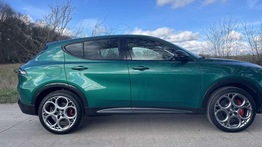 Alfa Romeo Tonale Tonale PHEV 1.3 Q4 Veloce (206 kW)Neuve Pr, Autos, Cuir, 1332 cm³, Achat, Commande vocale