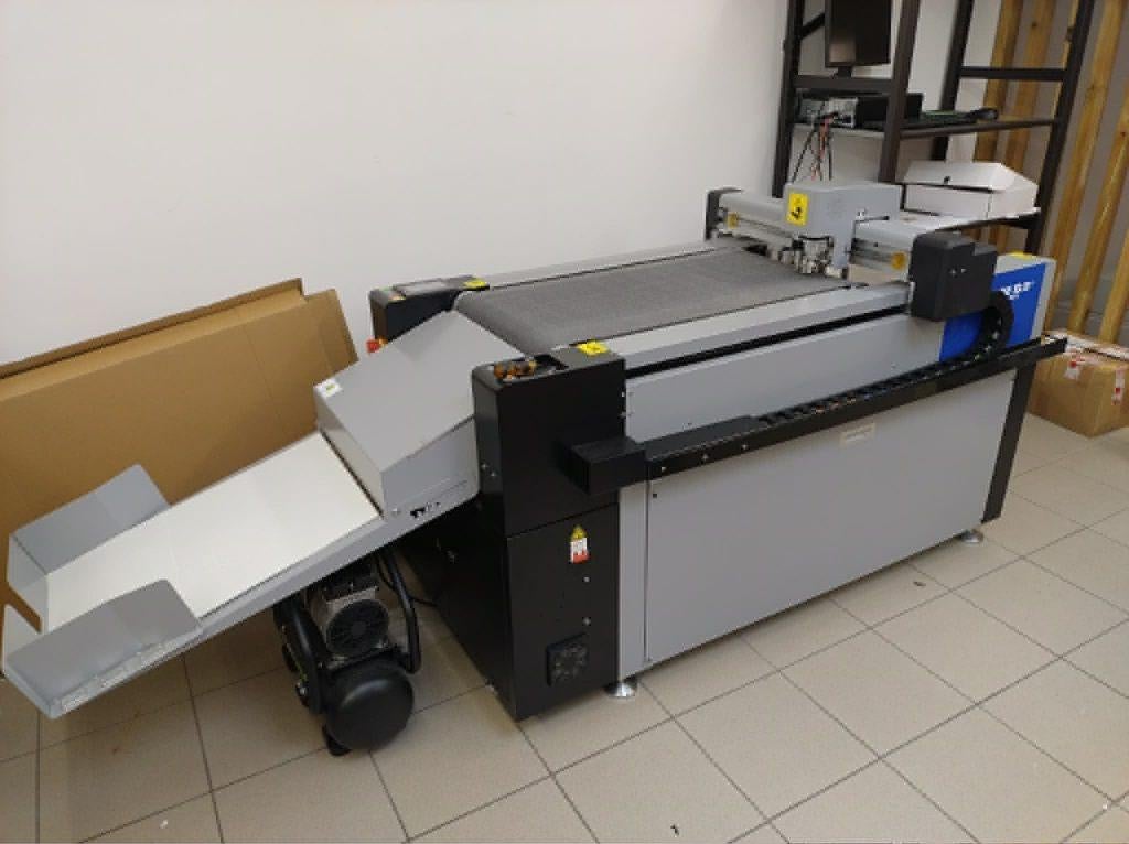 Digitale stansmachine, Enlèvement