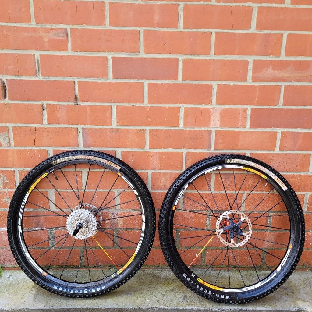 Mavic Cross max Slr 26 pouces, Vélos & Vélomoteurs, Enlèvement, VTT, Pneu