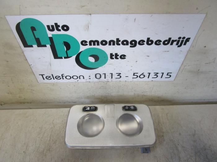 Eclairage intérieur avant d'un Alfa Romeo GT, -, 3 mois de garantie, Utilisé, Alfa Romeo