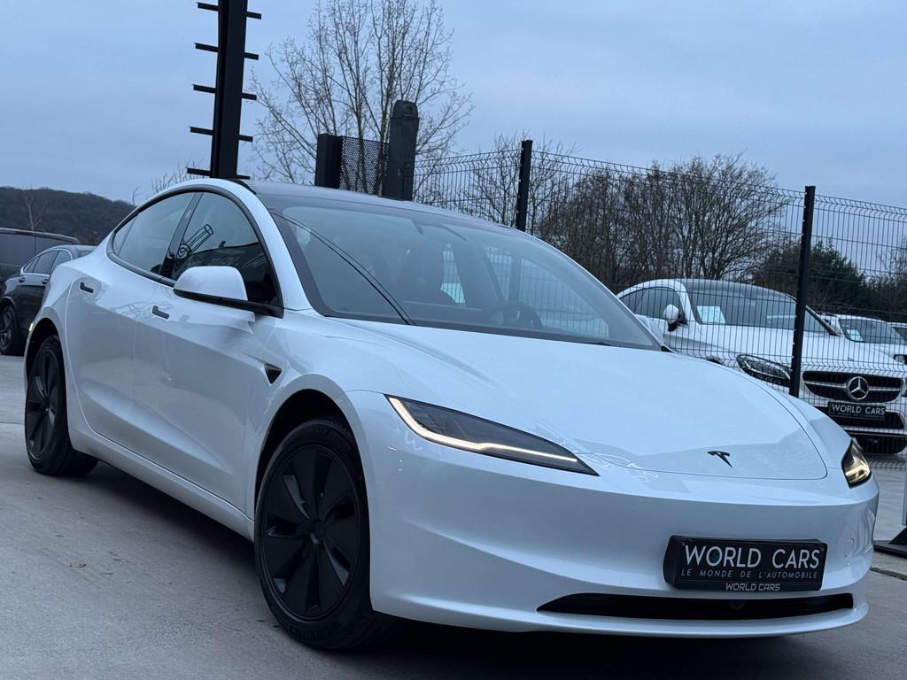 Tesla Model 3 208KW / 283CV NEUVE STOCK ! GARANTIE 8ANS, Auto's, Tesla, 4 deurs, Gebruikt, Zwart, Wit