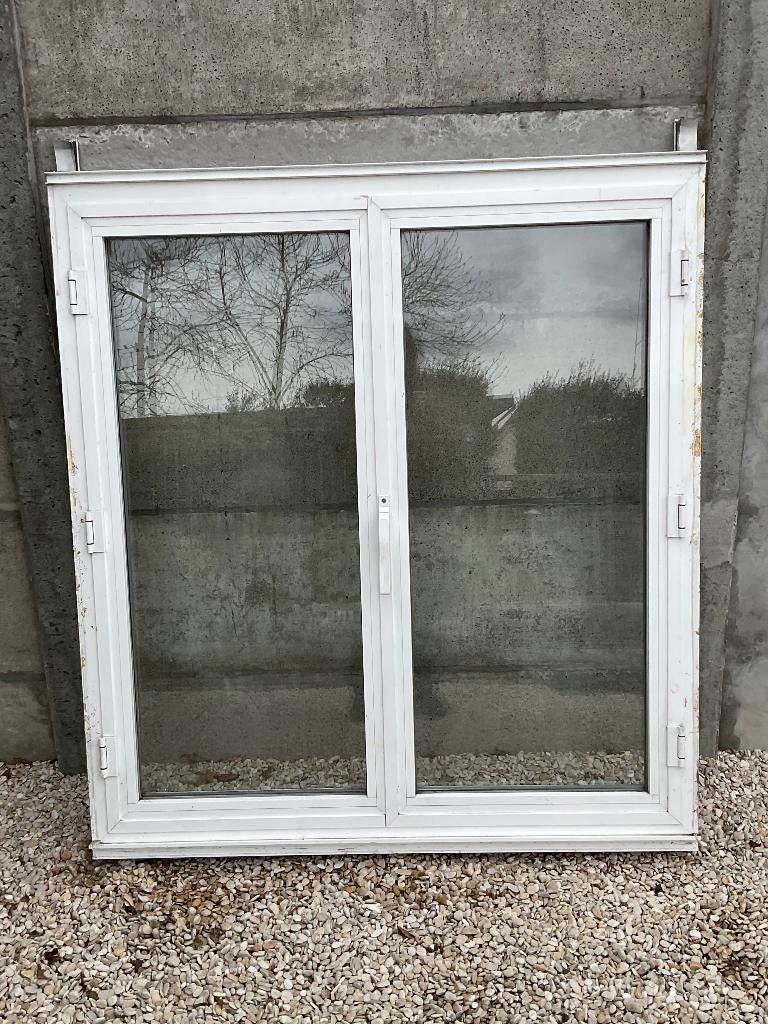 Wit aluminium raam 121x136 cm, Raamkozijn, Aluminium, Zo goed als nieuw, Inclusief glas