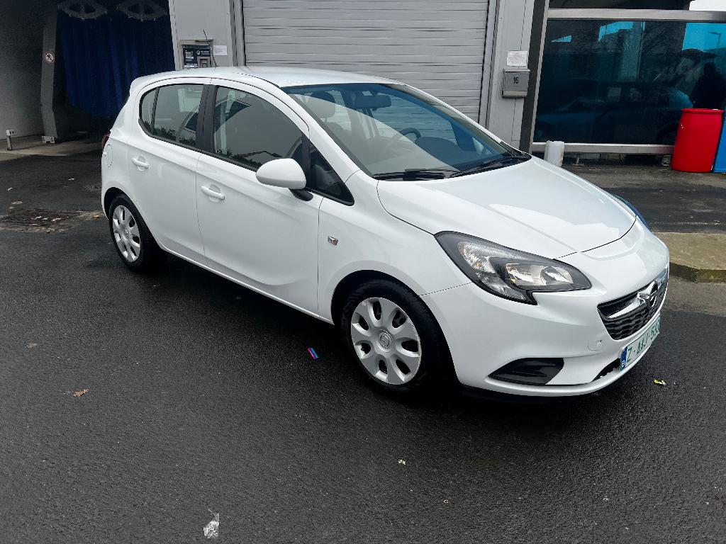 opel corsa avec 57000 km avec climatisation et garantie, Autos, Opel, Electronic Stability Program (ESP), Achat, Euro 6, Entreprise