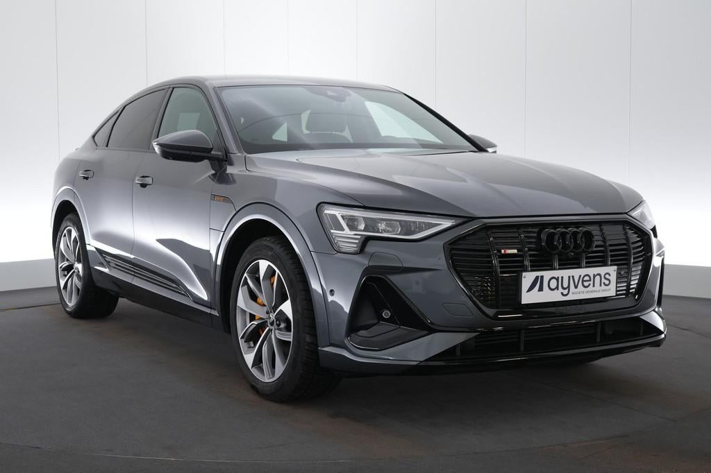 (2BPB820) AUDI E-TRON SPORTBACK, Auto's, Audi, Parkeersensor, Gebruikt, Leder, 5 zetels