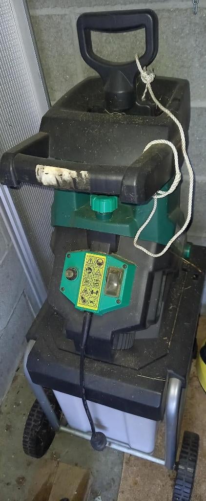 Hakselaar, Tuin en Terras, Hakselaars, Ophalen, Gebruikt, Met opvangbak, Powerplus garden