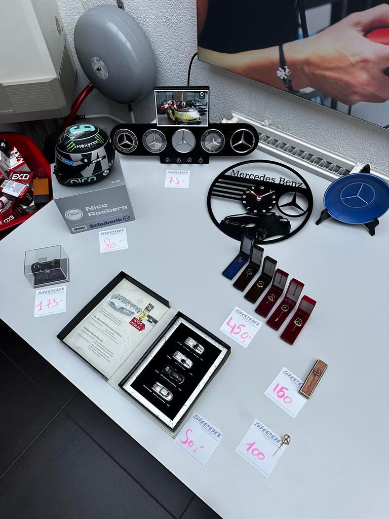 Mercedes verzamel items, Verzamelen, Ophalen