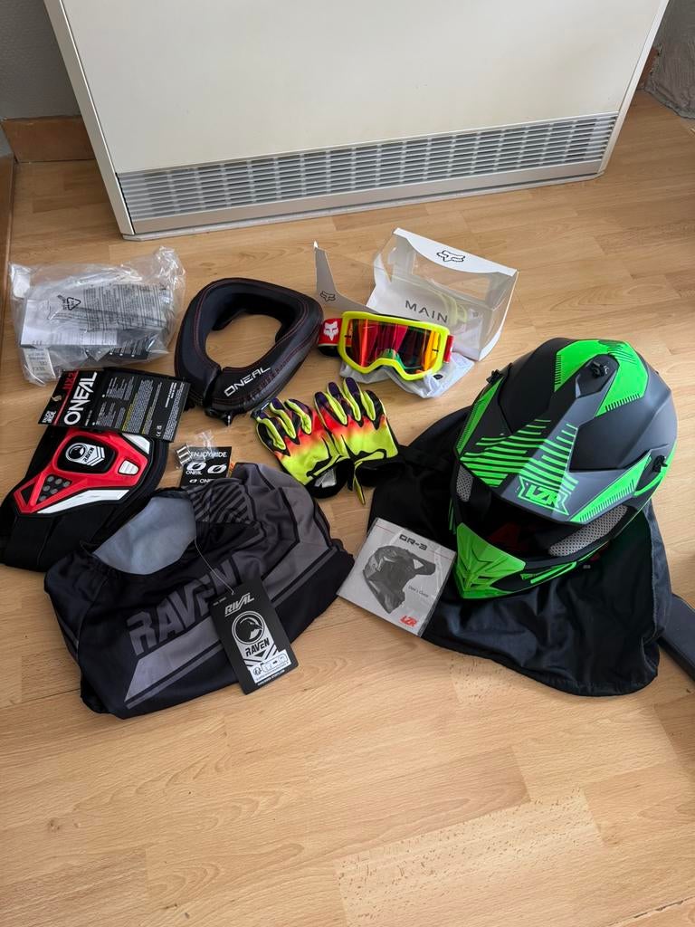 Motorcrossuitrusting, Ophalen, Nieuw zonder kaartje, M, Lazer