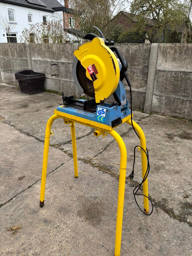 Scie à métaux électrique sur pied, Bricolage & Construction, Enlèvement, Comme neuf