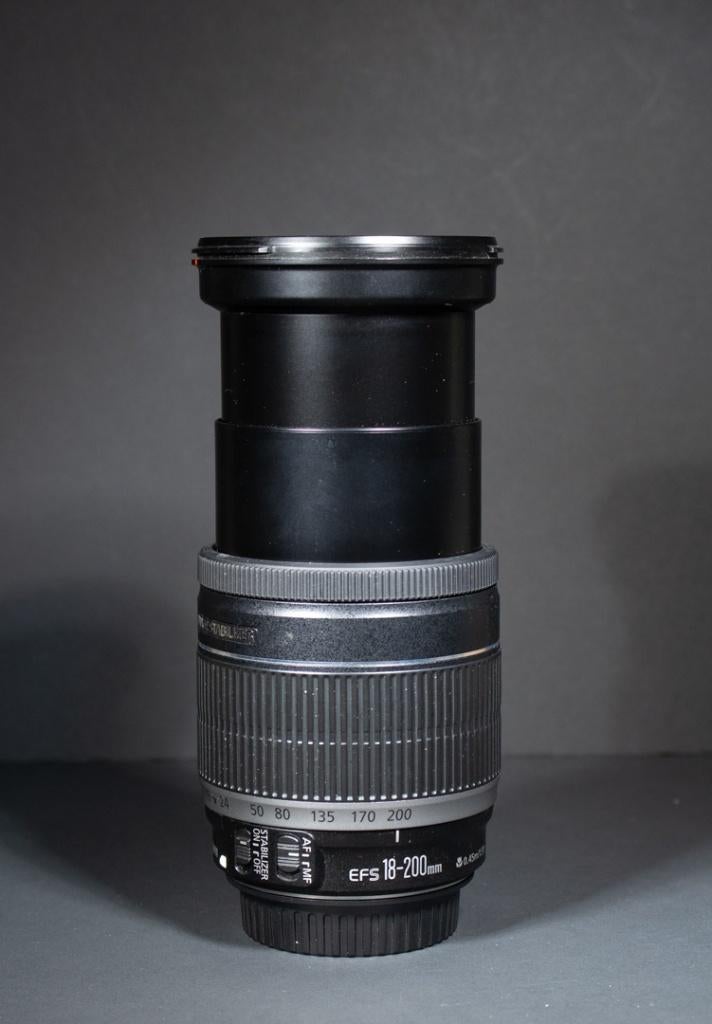 Canon efs 18-200 IS , toutes vos photos avec 1 objectif, Ophalen, Zo goed als nieuw, Standaardlens, Zoom