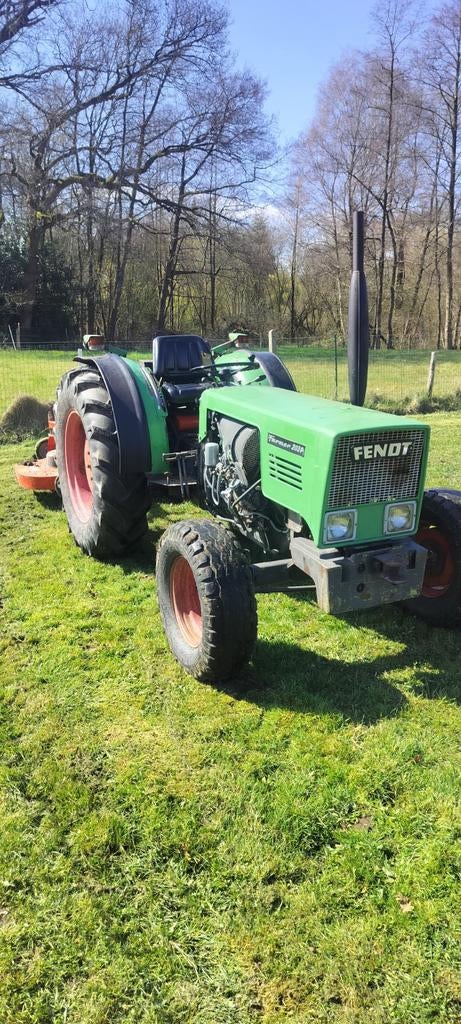 Fendt 203p avec papiers, Articles professionnels, Agriculture | Tracteurs, jusqu'à 2500, Fendt, jusqu'à 80 ch, Oldtimer/Ancêtre