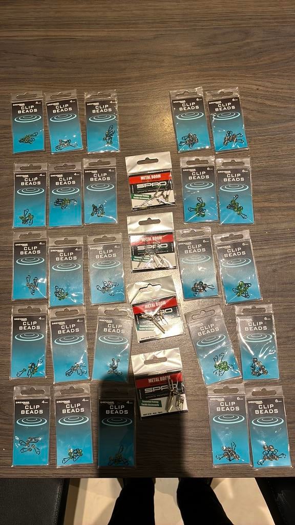 Feeder (25 perles à clip et 4 maillons d'alimentation), Enlèvement ou Envoi, Neuf, Canne à lancer