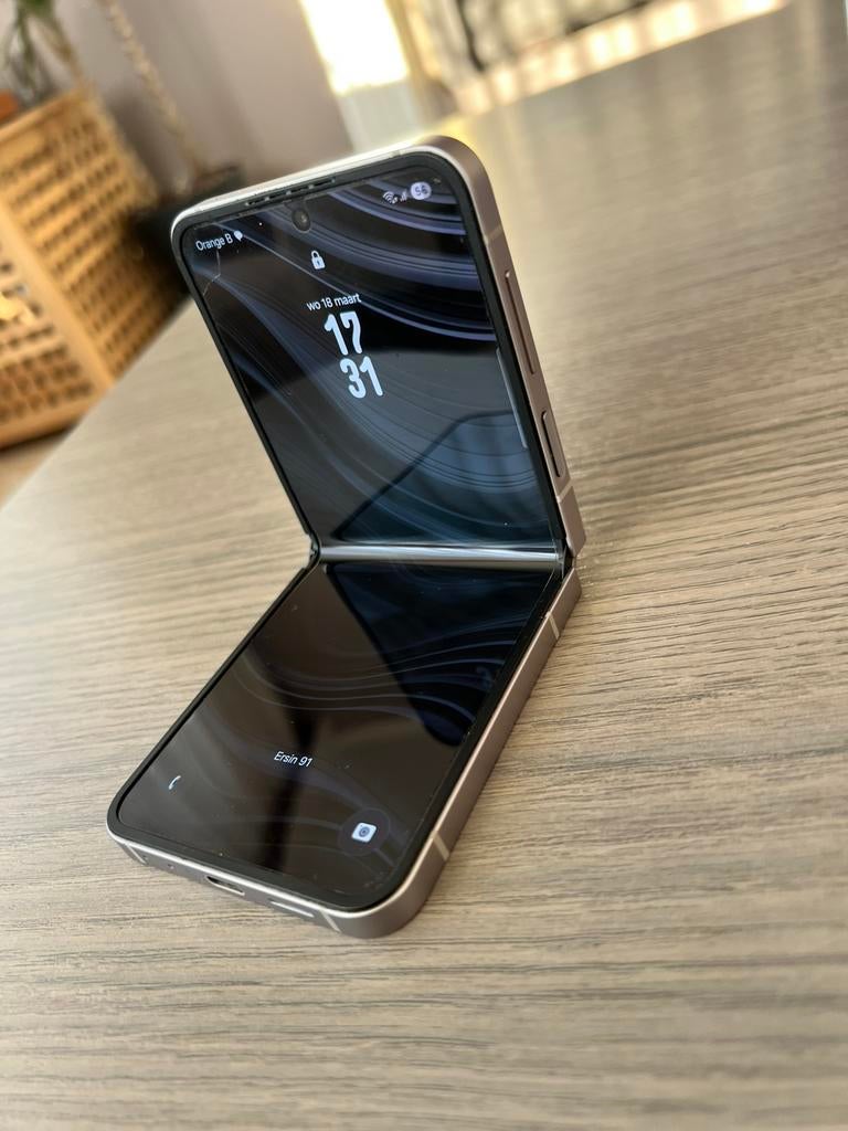Samsung z flip 6 512Gb, Telecommunicatie, Mobiele telefoons | Samsung, Ophalen, Zo goed als nieuw