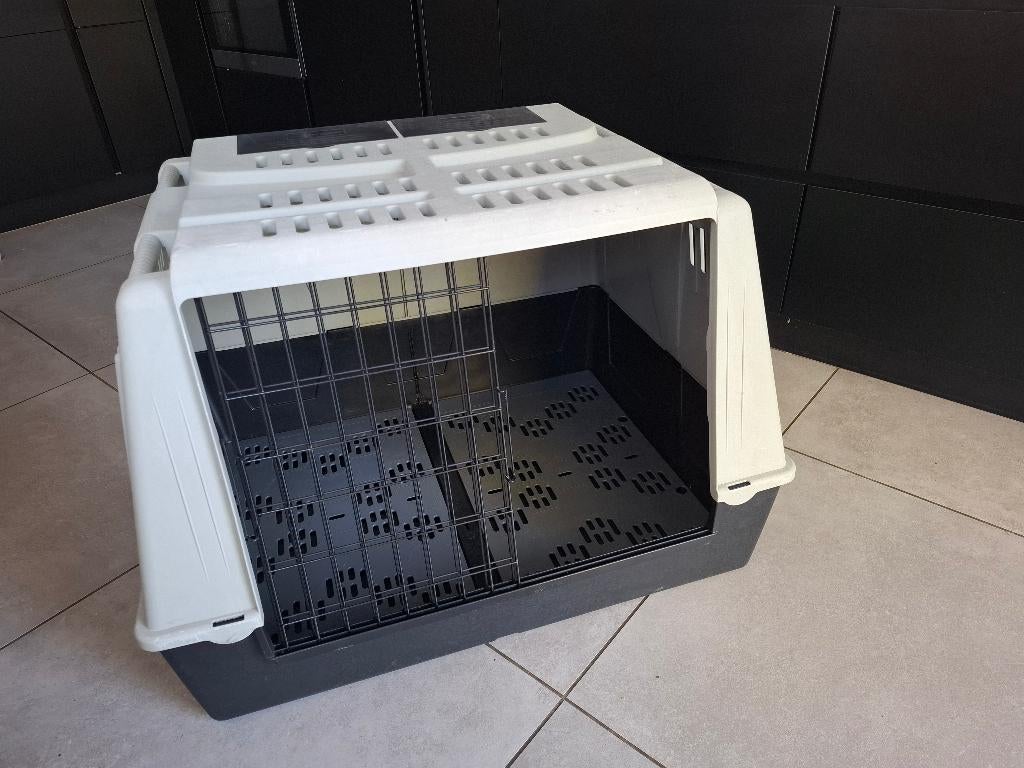 Banc Ferplast Atlas XL, Animaux & Accessoires, Enlèvement, Utilisé