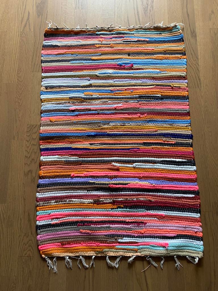 Kleurrijk tapijt 93x61cm, Huis en Inrichting, Stoffering | Tapijten en Vloerkleden, Ophalen of Verzenden, Zo goed als nieuw