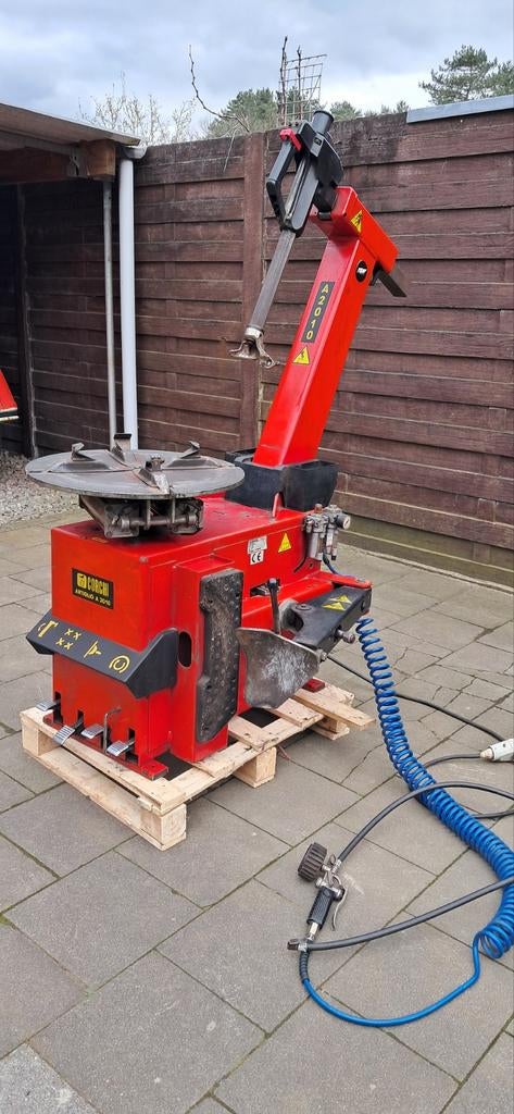 Bandenmachine CORCHI, Auto diversen, Autogereedschap, Ophalen