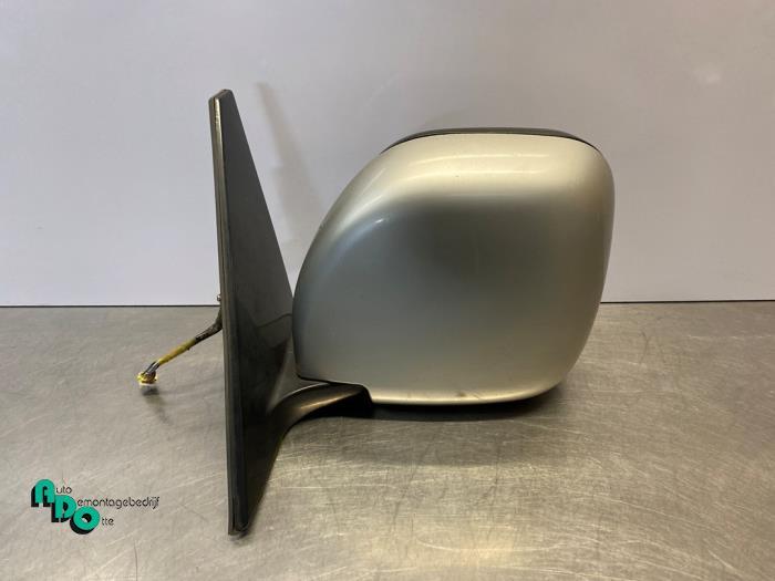 Buitenspiegel links van een Mitsubishi Pajero (Pajero 00-), Auto-onderdelen, Spiegels, Mitsubishi, Gebruikt, 3 maanden garantie