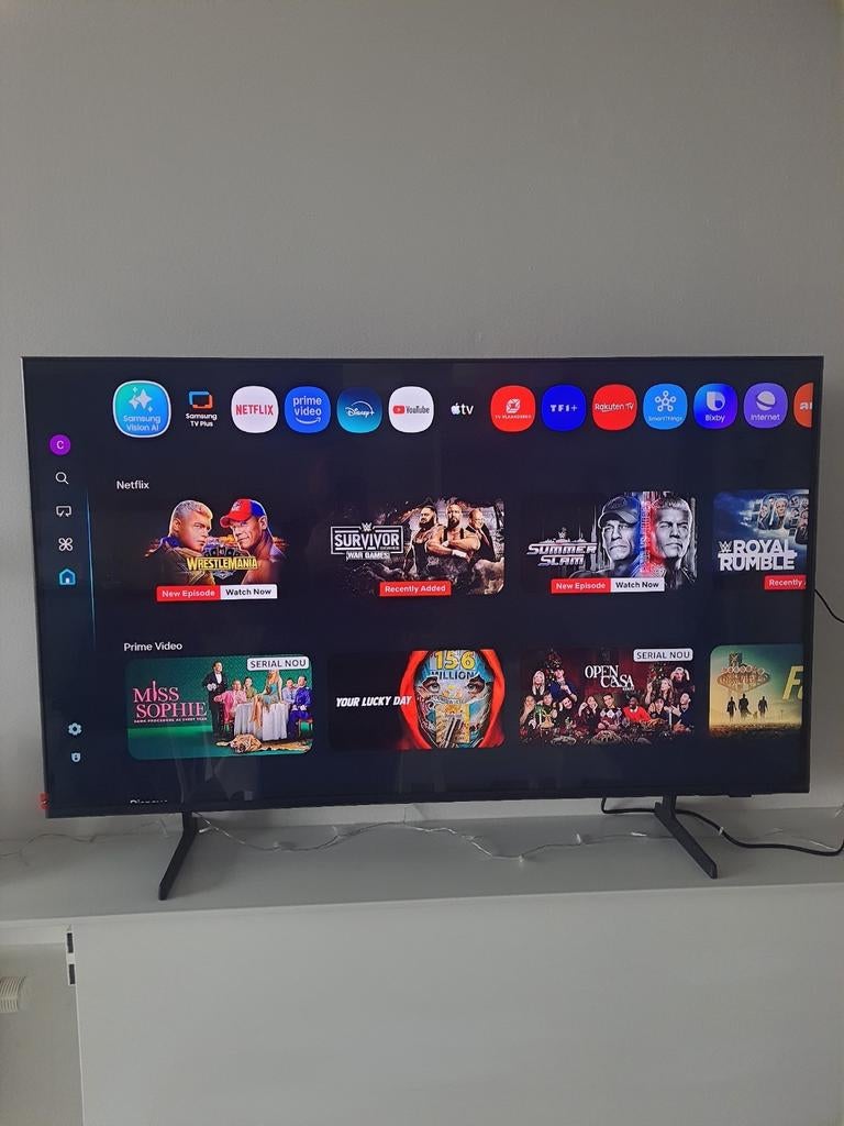 Téléviseur Samsung QLED Q7F4 – 43″ – 4K UHD – État neuf, TV, Hi-fi & Vidéo, Télévisions, Neuf, QLED, 100 cm ou plus, 4k (UHD)