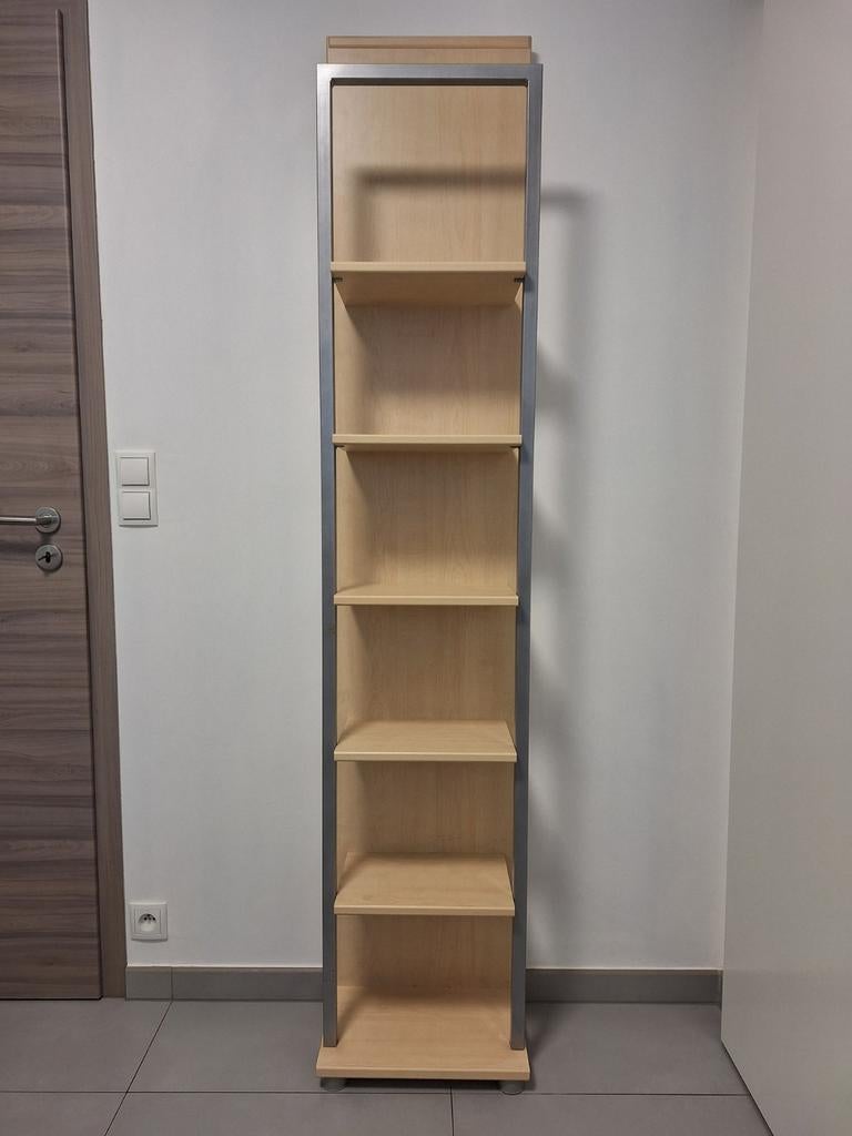 Étagère en bois avec cadre métallique Ikéa, Enlèvement