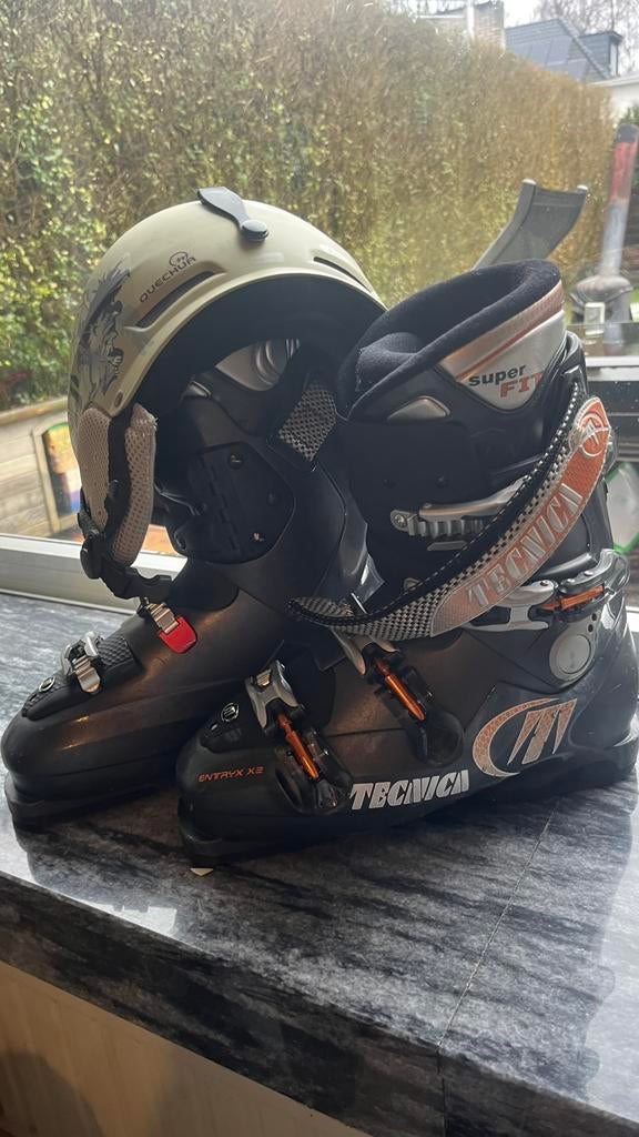 Skischoenen+helm  maat 42, Sport en Fitness, Skiën en Langlaufen, Ophalen