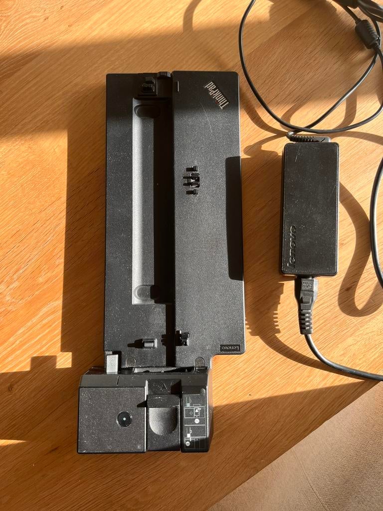 Docking Station Lenovo ThinkPad Pro (model 40AH), Computers en Software, Ophalen, Zo goed als nieuw, Docking station, Laptop