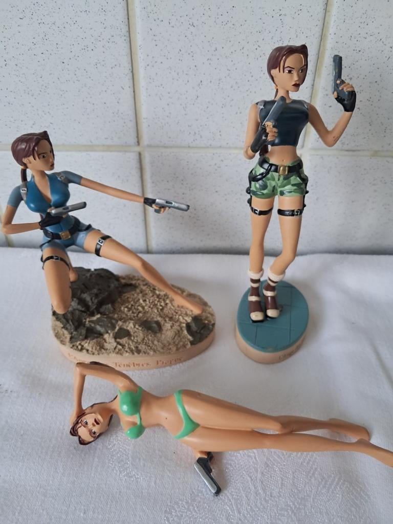3 figuren uit de Lara Croft-collectie, Verzamelen, Ophalen of Verzenden, Zo goed als nieuw