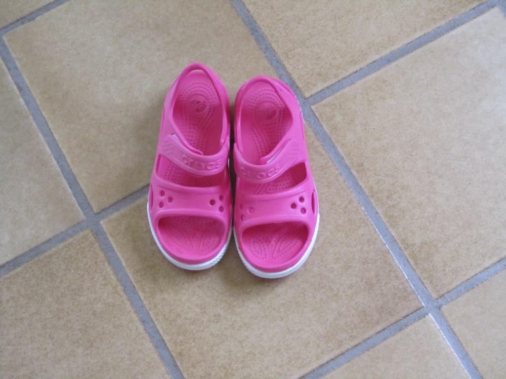 Crocs roze sandaaltjes maat 12 komt overeen met 29, Enfants & Bébés, Vêtements enfant | Chaussures & Chaussettes, Crocs, Comme neuf