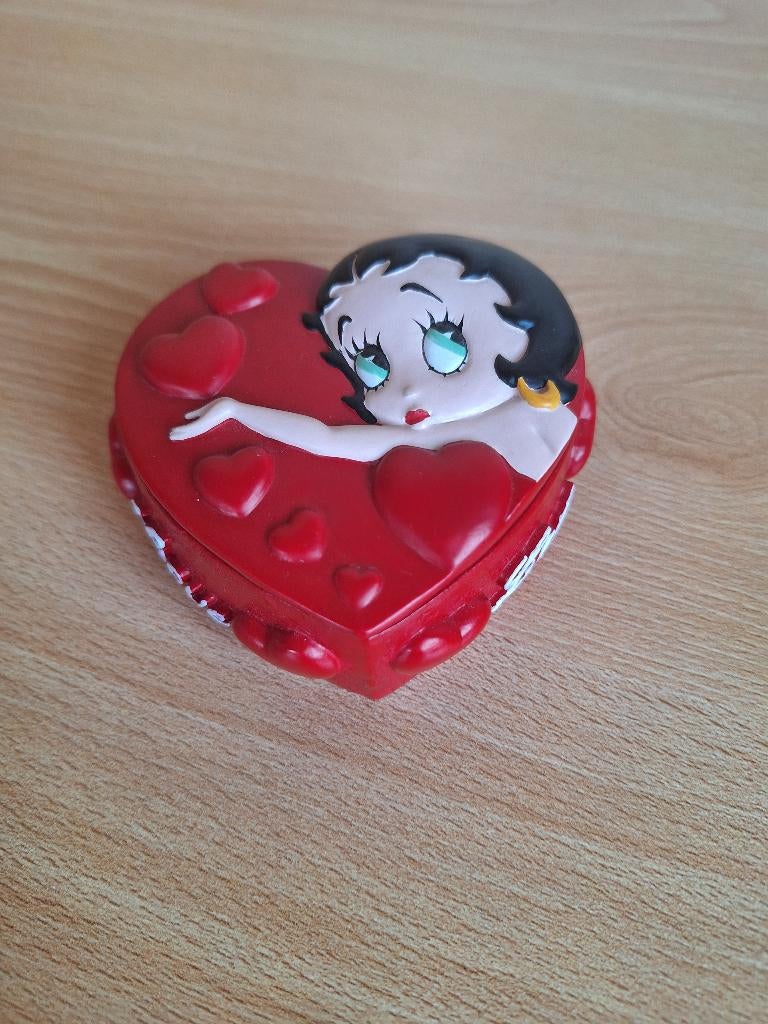 Betty Boop sieradendoosje van hars 1996, Ophalen of Verzenden, Betty Boop, Nieuw, Beeldje of Figuurtje